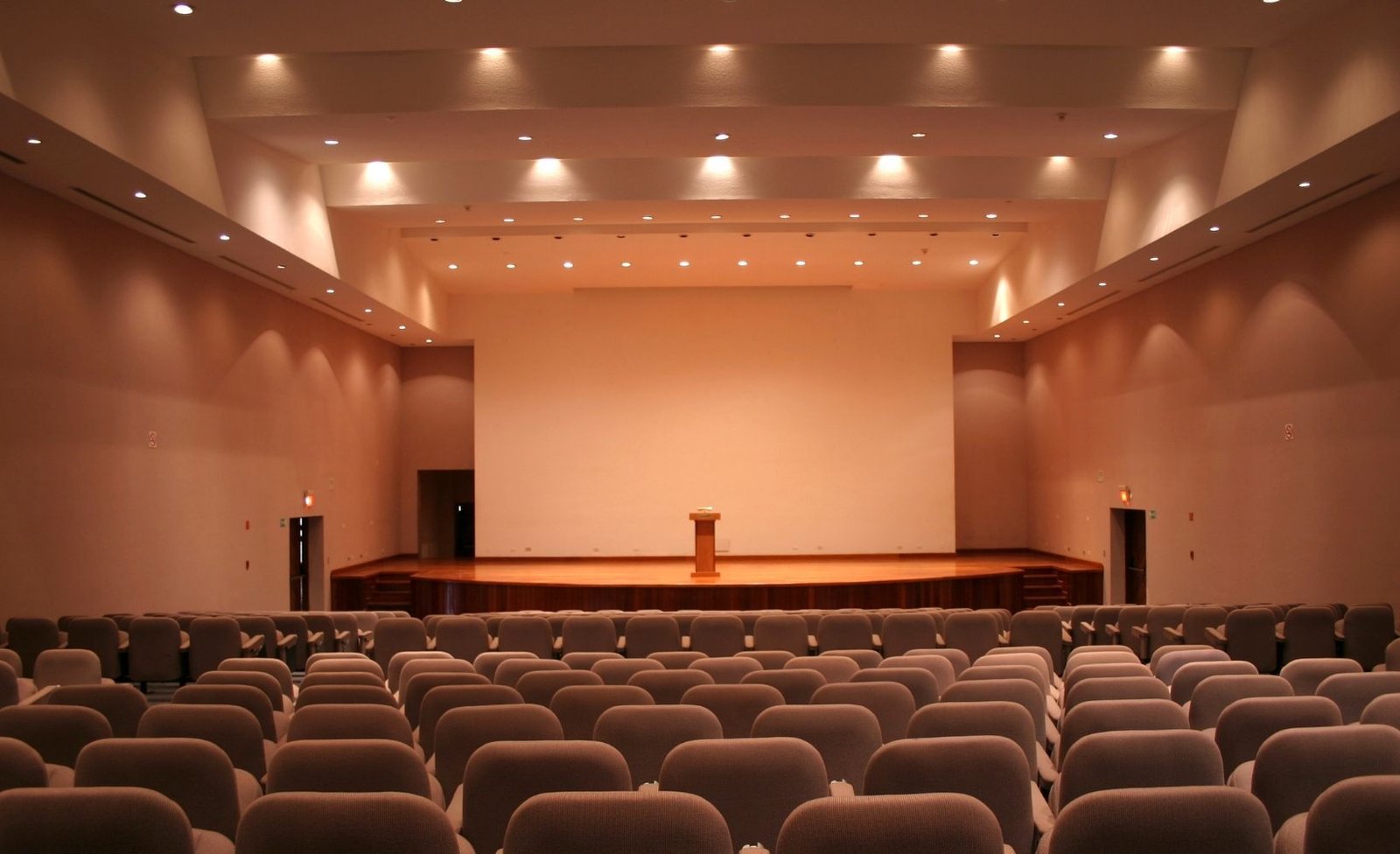 Hotel & Restaurant Interior Design